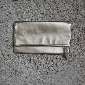 Monat Gold Clutch Bag with Tassels Date Night Party Events Going Out Cocktail ✨️